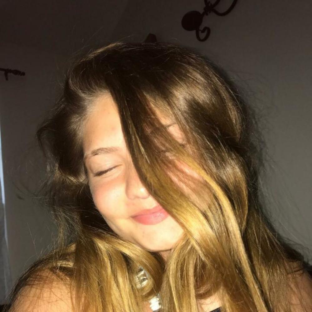 Meet your Posher, Allison